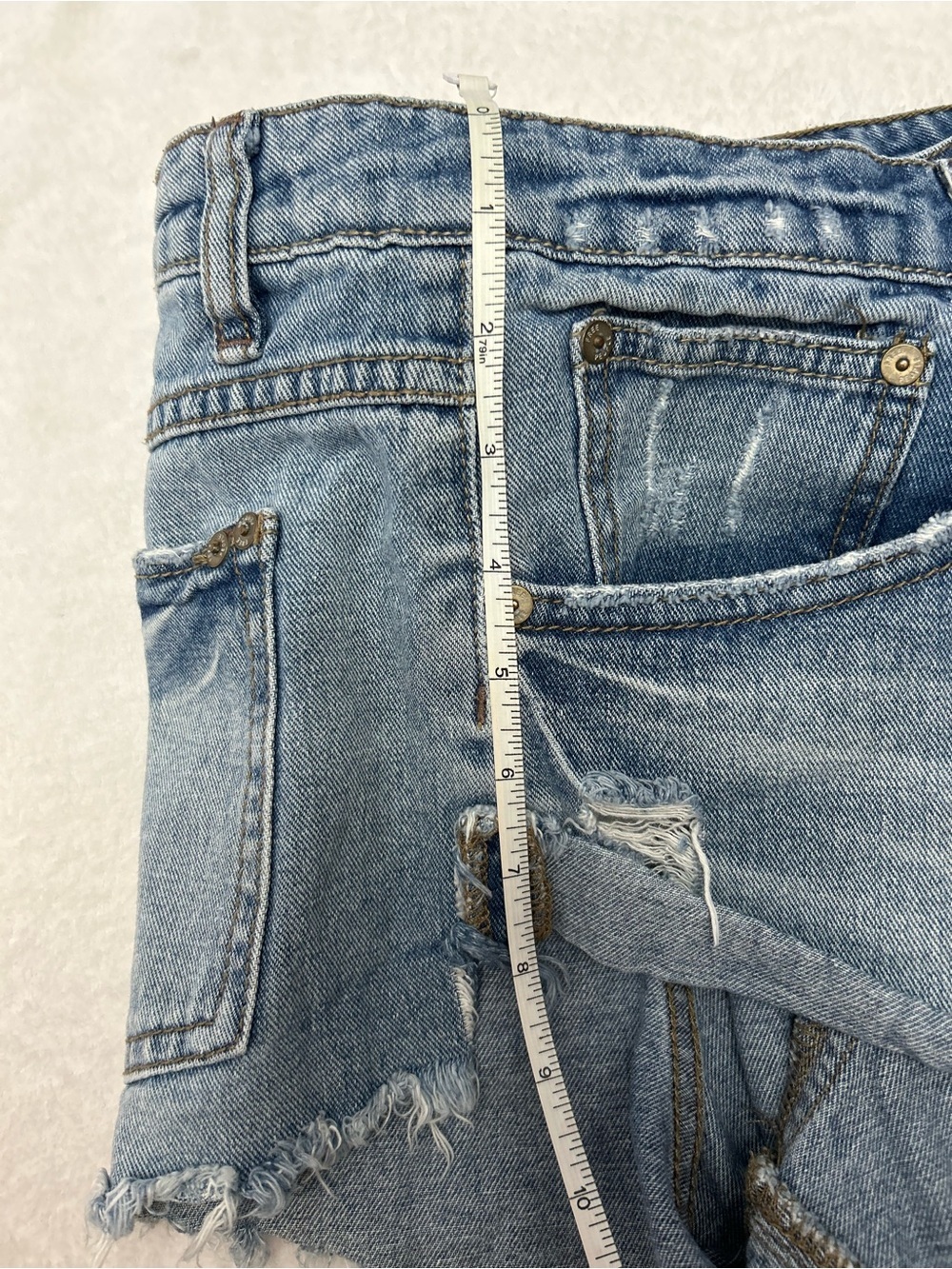 Free People Size 27 High Waist Boho Cowgirl Thrashed Denim Jean Booty Shorts - Picture 7 of 8